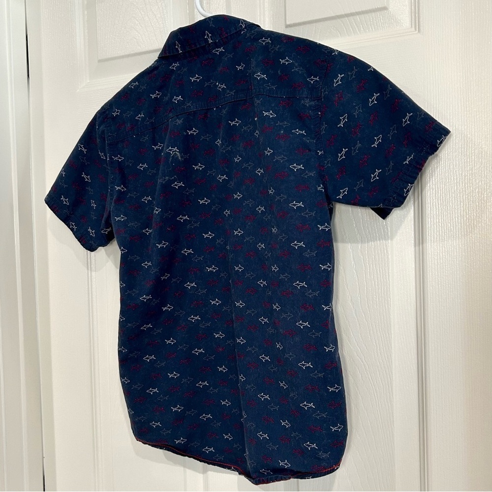 DCBD Boys Shark Shirt Size M Blue Short Sleeve Button Up Cotton Nautical Preppy - Picture 4 of 11